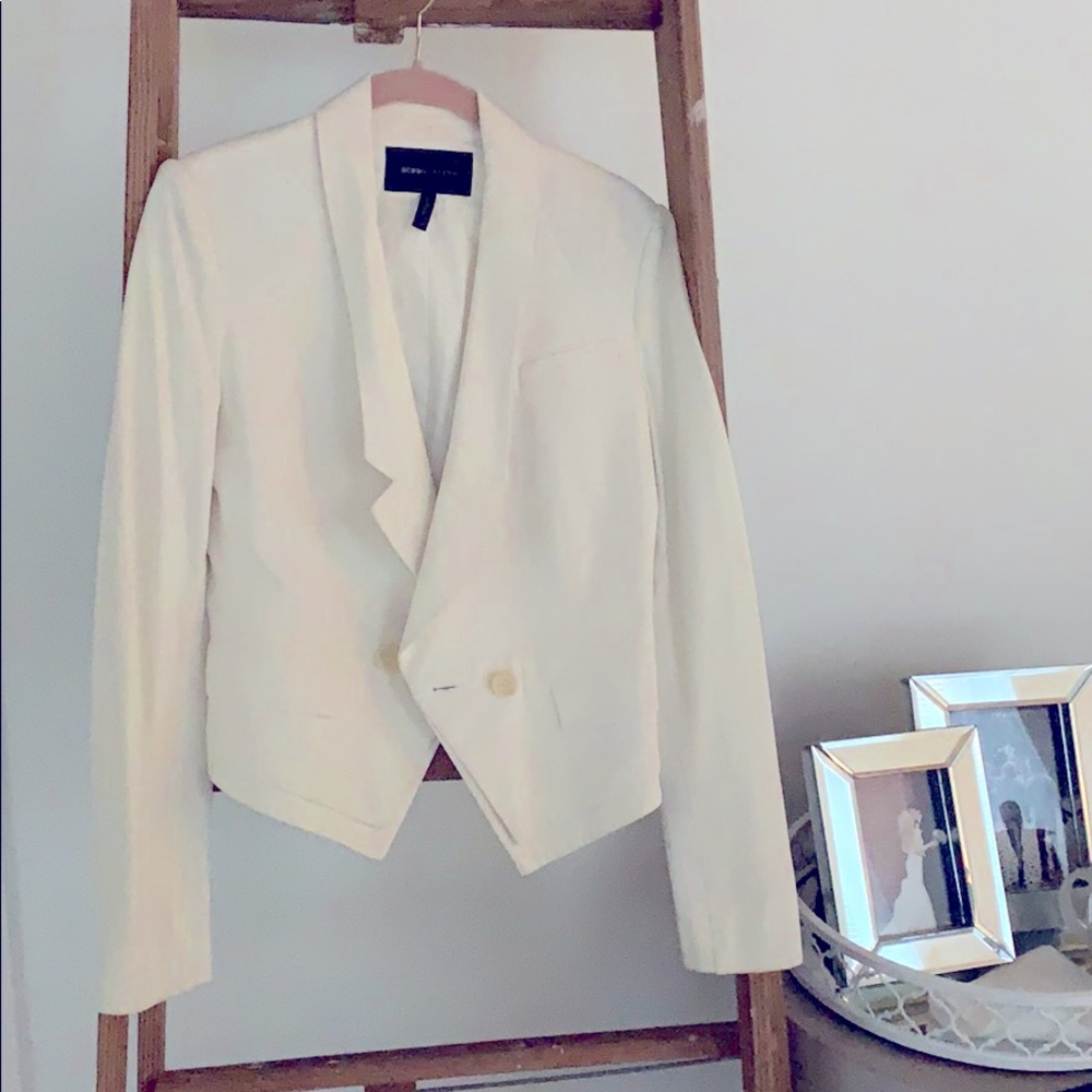 BCBG Max Azeris white tuxedo jacket XS